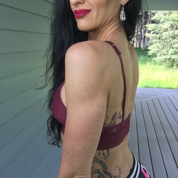 NEW Burgundy Sheer Lace Caged Bralette - Picture 4 of 7